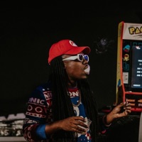 SHE ON ME BAD NIE - Single - Mykfresh