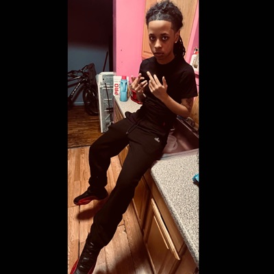 CloseRange (feat. 90RT) - Single