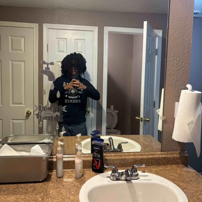 pain surrounds me - Single