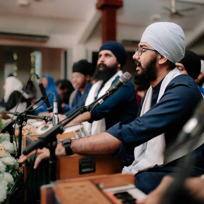 Gur Nanak Aaya - Bhai Prabhjeevan Singh Jee Malaysia (feat. Bhai Prabhjeevan Singh)