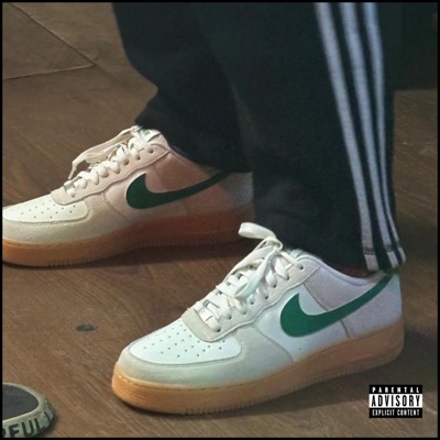 Bitches want Nike - Single
