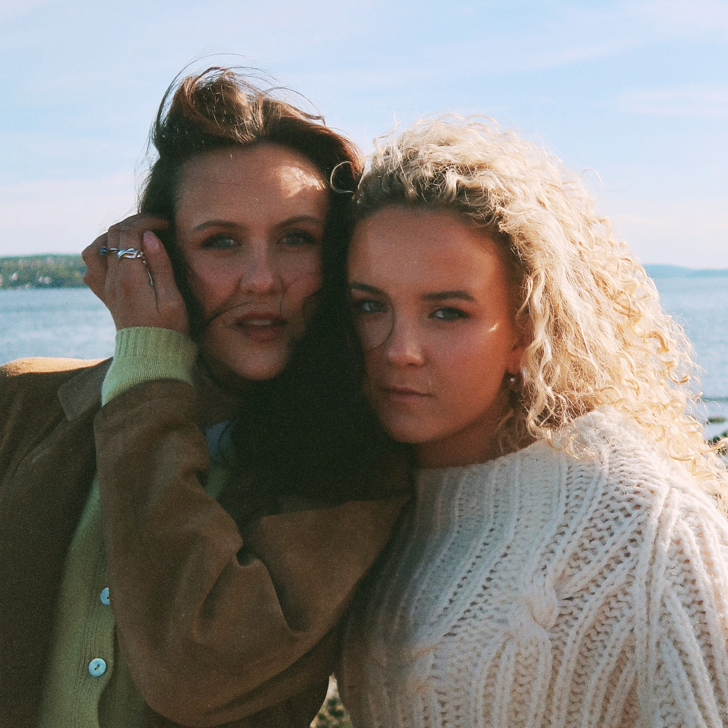 EMMA STEINBAKKEN & SYNNE VO - ALLE VIL TIL HIMMELEN