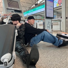 2025 (feat. Loco) Molly Yam