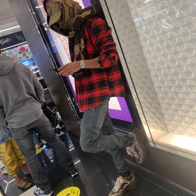 Gucci in 03 - Single