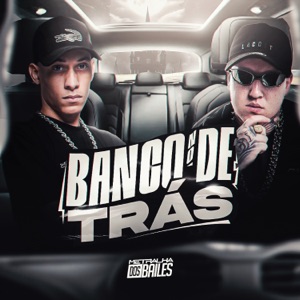 No Banco De Trás