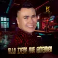 ELLA TIENE QUE ENTENDER