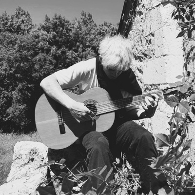 t h i s g i r l i s i n t o k y o - Single