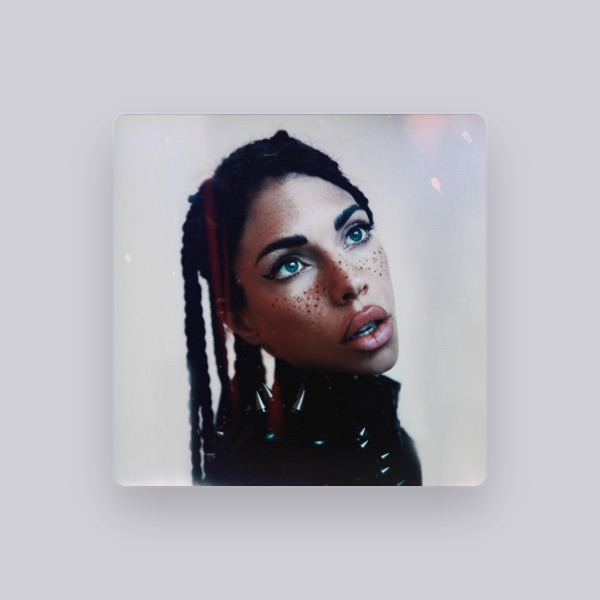 Caroline Roxy's avatar
