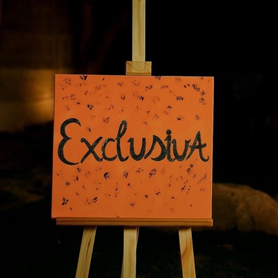 EXCLUSIVA - Single