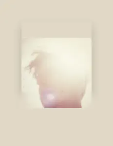 The Color Redを聴いたり、ミュージックビデオを鑑賞したり、経歴やツアー日程などを確認したりしましょう！