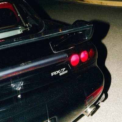 TWISTA (feat. XTHXR) - Single