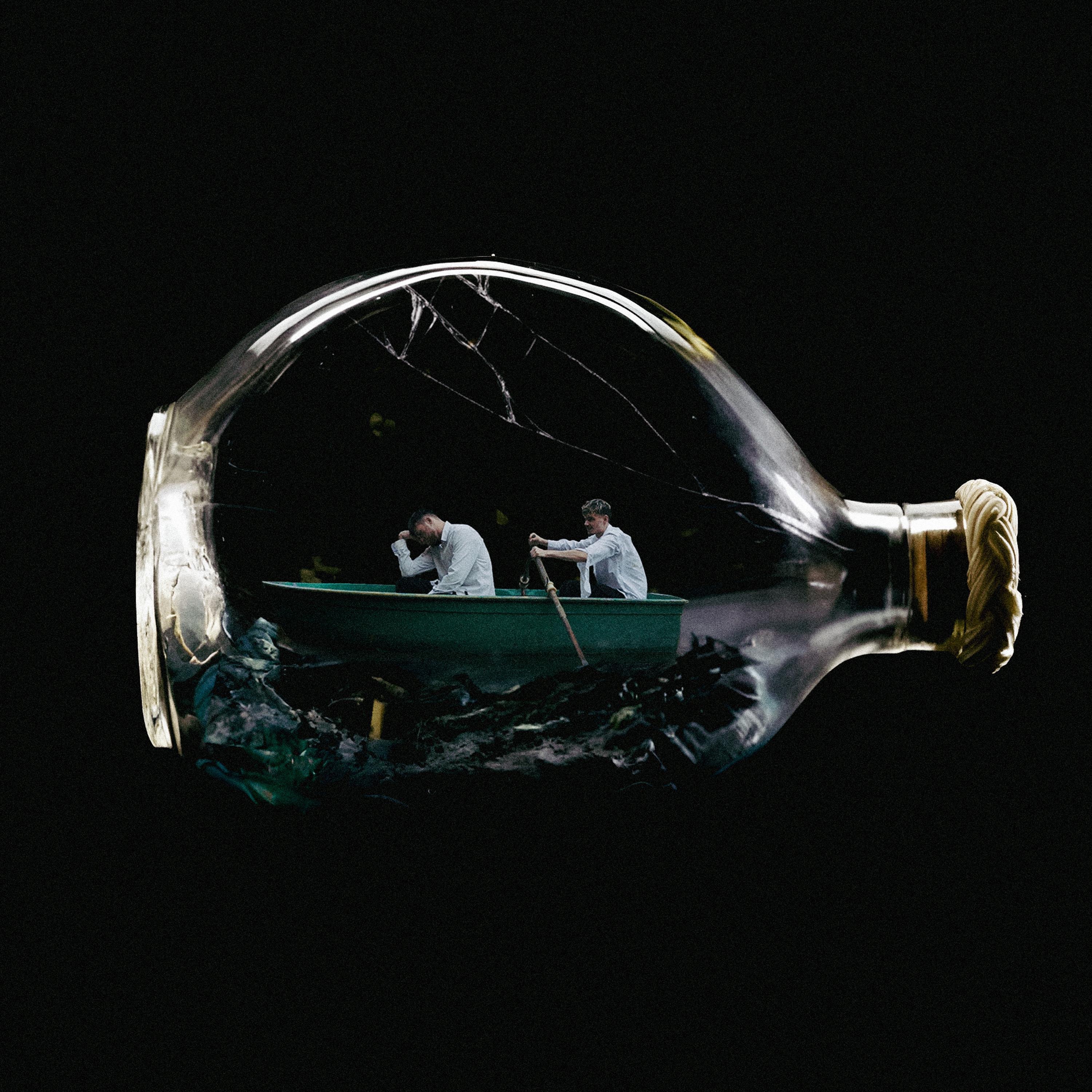 FEKETE AZ ÉG - Single