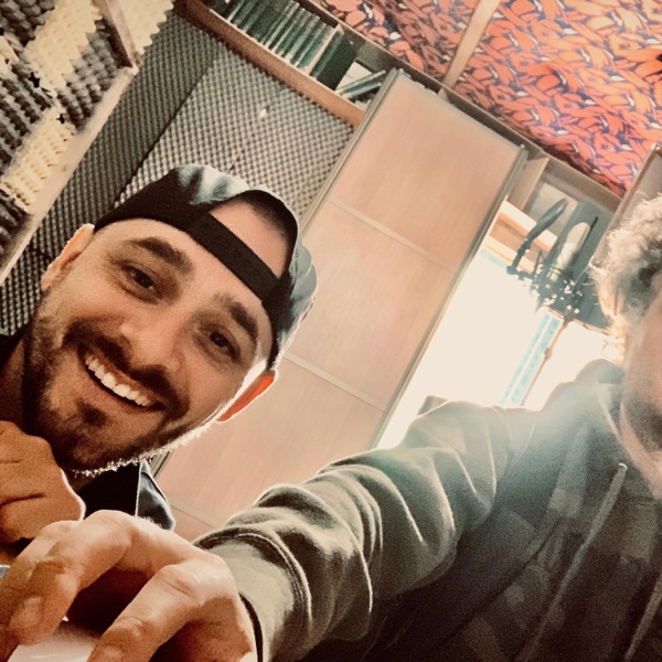 Acasă (feat. Gigi Tabarcea)