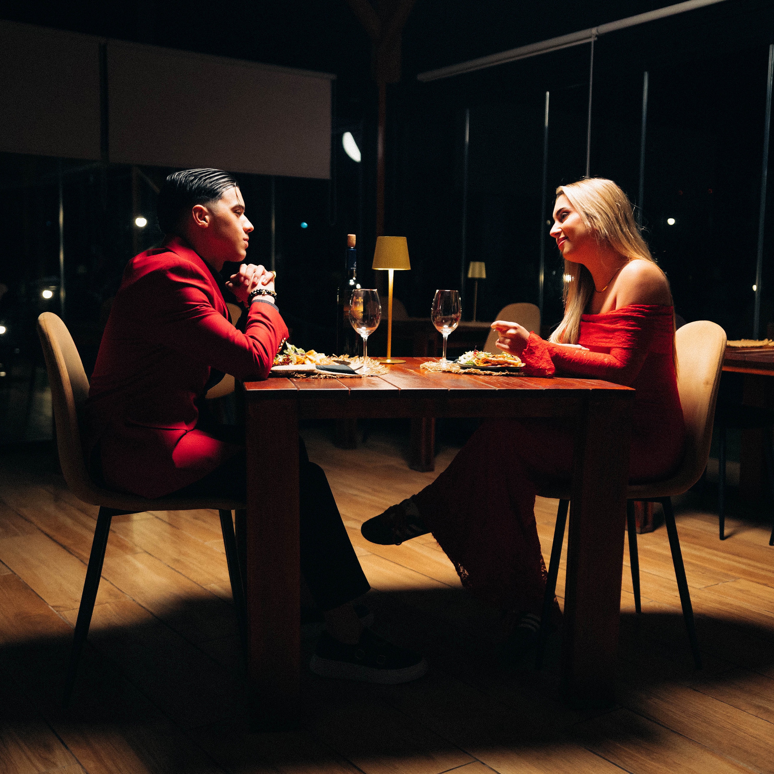 Mesa Pra Dois - Single