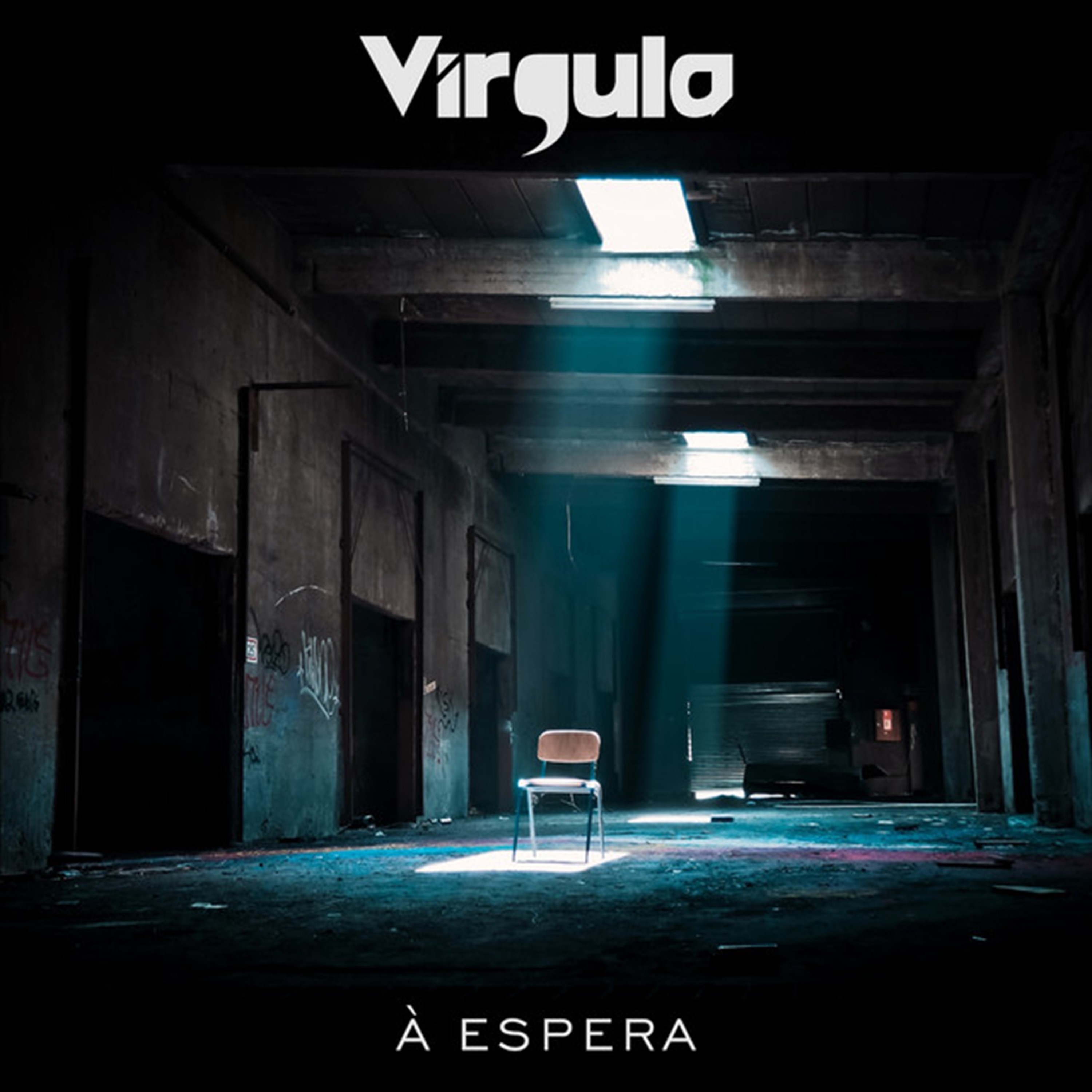À Espera - Single