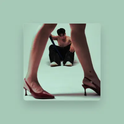 Listen to Cậu Phát, watch music videos, read bio, see tour dates & more!
