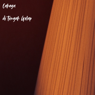 Tocca Tougni - Cahaya di Tengah Gelap