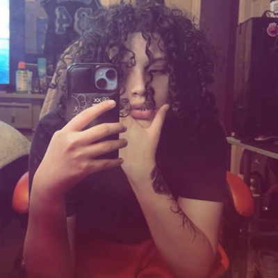 PRETTYGIRLSLOVEASIAH - Single