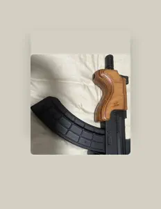 Lxl Ramboを聴いたり、ミュージックビデオを鑑賞したり、経歴やツアー日程などを確認したりしましょう！