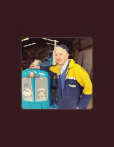 Listen to Paddy Mackin Mini Mac, watch music videos, read bio, see tour dates & more!