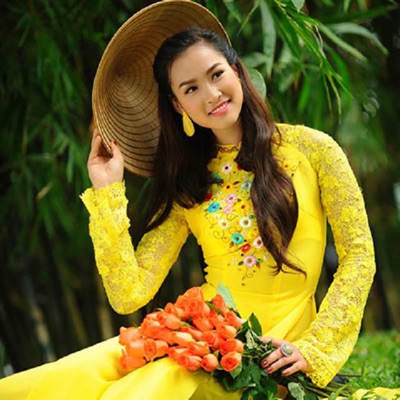 Mùa Xuân Cho Em