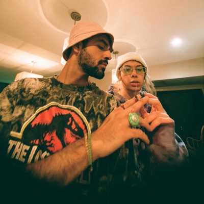 Letters2daMoon (feat. GXLDBLOOM) - Single