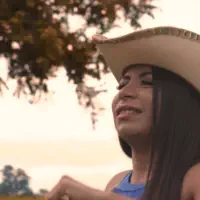 Fue un Error Vivir Contigo — Zaribeth Lopez