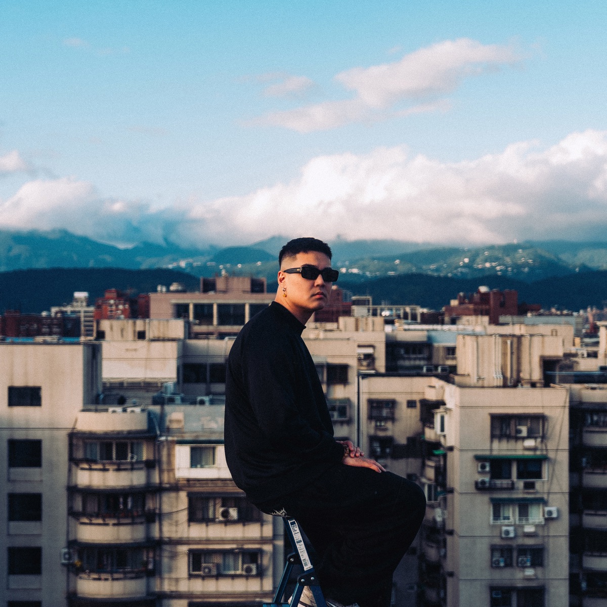 BRADD - Friendly Singing Neighbor (2025) [iTunes Plus AAC M4A]-新房子