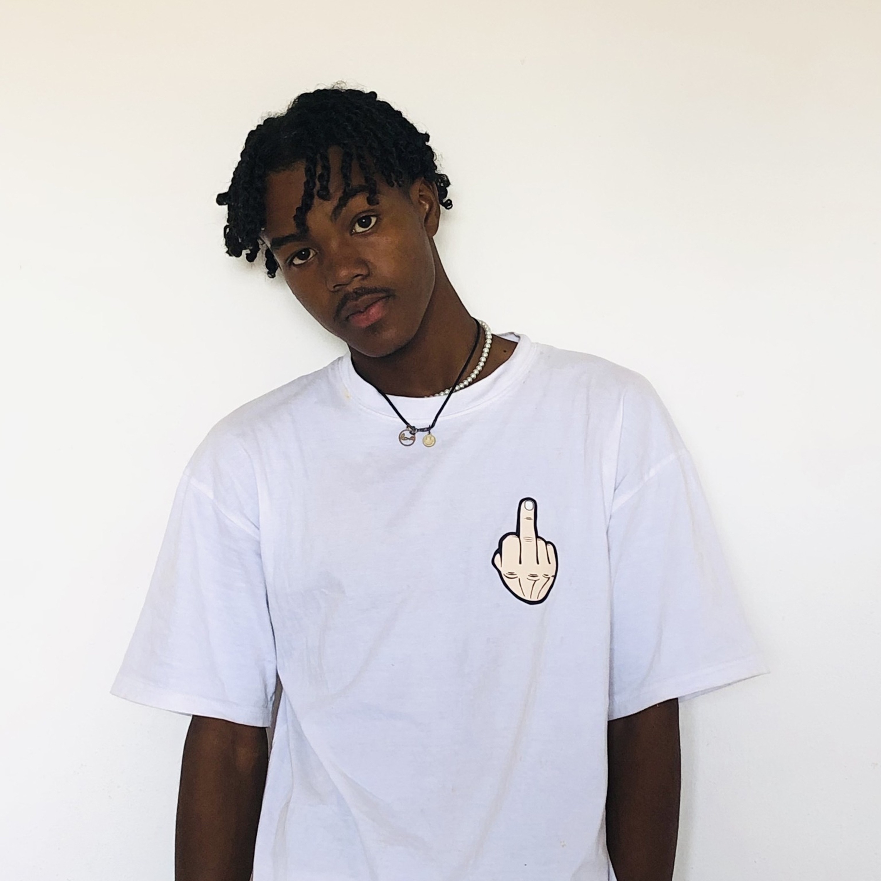 Zah Tsy Hiala feat. Arnaah (128k)