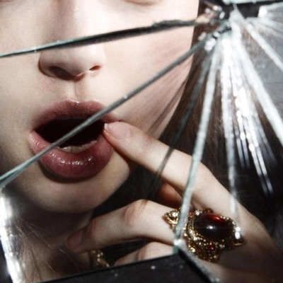 step on glass - Single