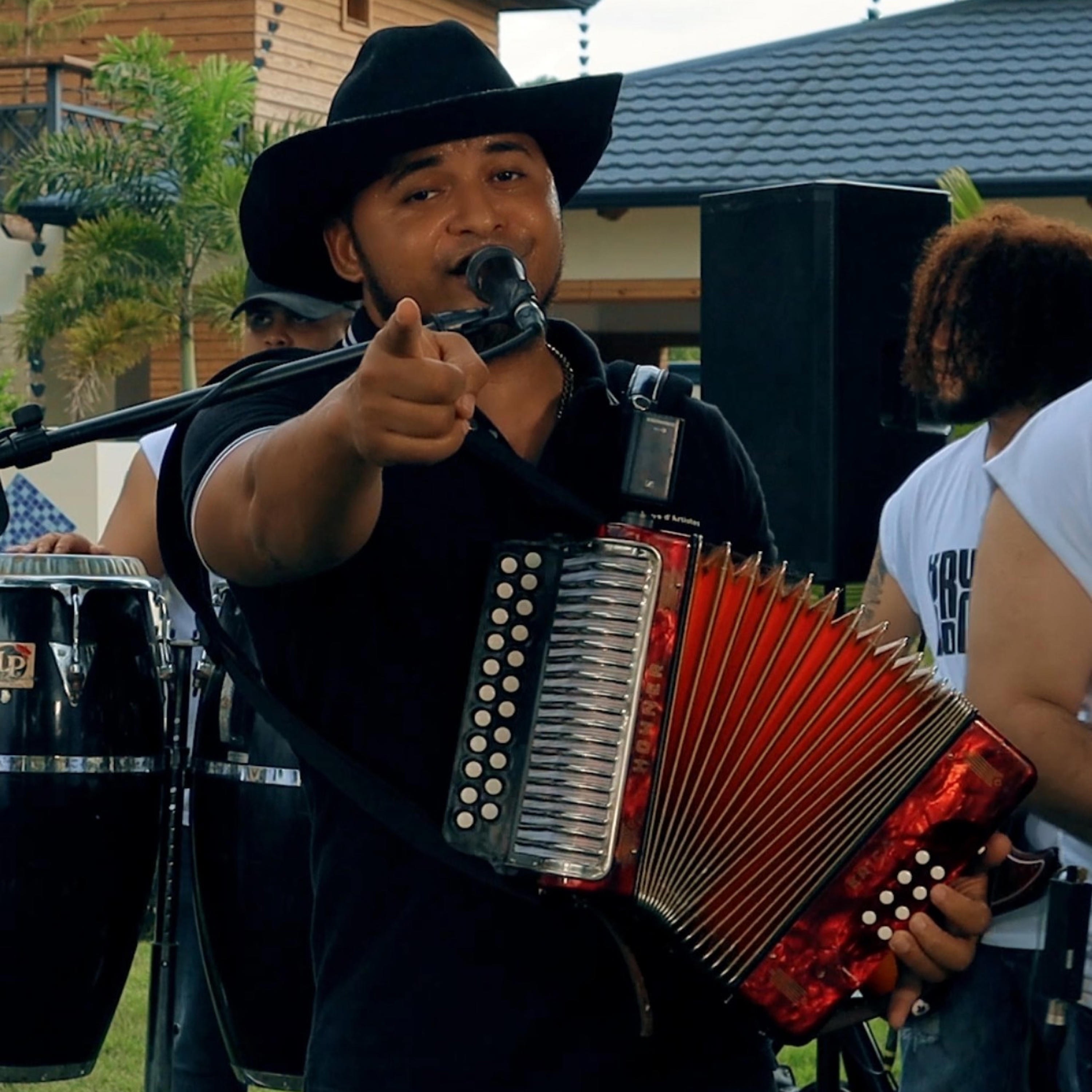 DANIEL GALAN - LA CHIFLERA QUE PALOMO EN VIVO