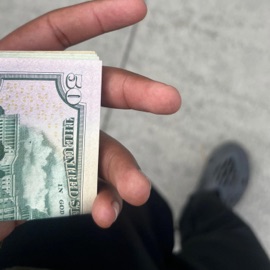 No tint (feat. RayBandzz) Gohardmj