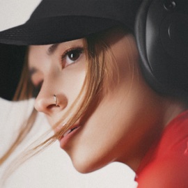 Зачарована TAIMANOVA