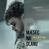 Mjesec Na Dlanu