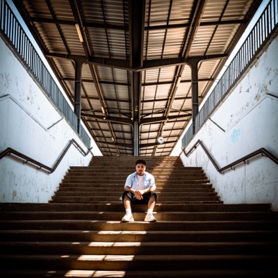 KÖNNYCSEPP - Single