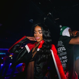 Baby dis-moi (feat. Jlyn) [Special Version] Kvs_officiel