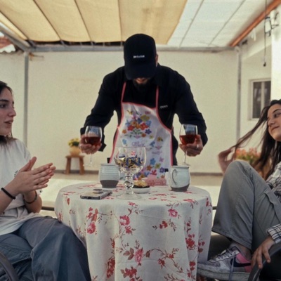 על הגל - Single