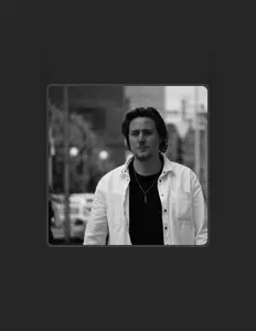 Ascolta Sergey Arkhipov, guarda video musicali, leggi la biografia, vedi le date del tour & altro!