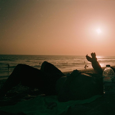 MIDDLE OF THE NIGHT - Single