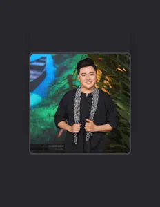 Écoutez Hoàng Việt Trang, regardez des vidéoclips, lisez la biographie, consultez les dates de tournée et plus encore !