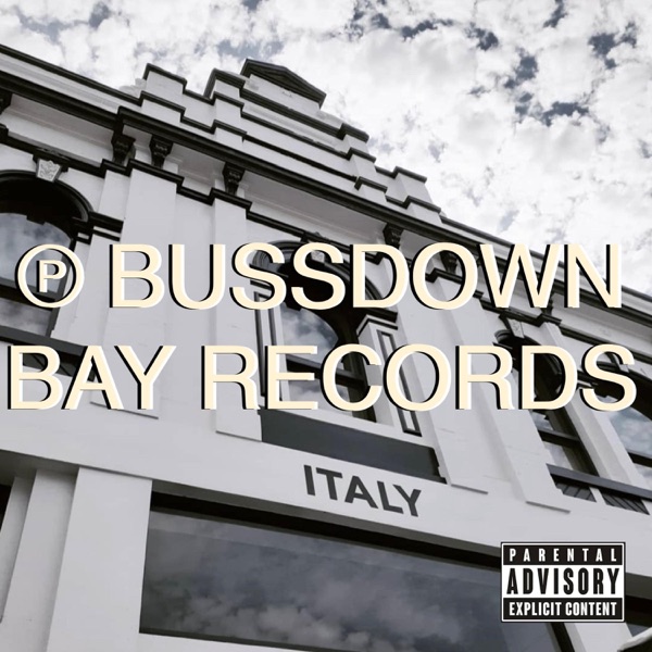 ITALY (feat. Ragazza Riches)