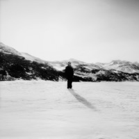 LLOVIENDO CAFÉ - Single - Violeta