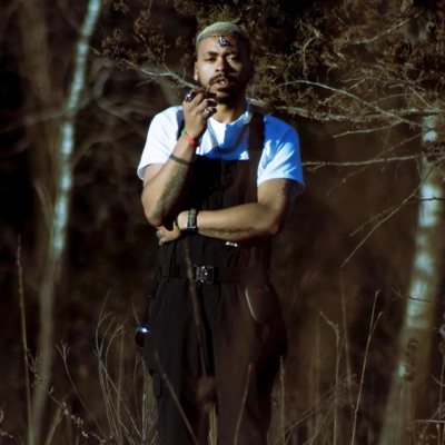 Livin Moments (feat. Prod. Varial) - Single