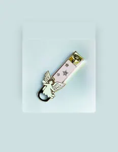 LULU戴星露 dinle, müzik videolarını izle, biyografisini oku, tur tarihlerini ve daha fazlasını gör!