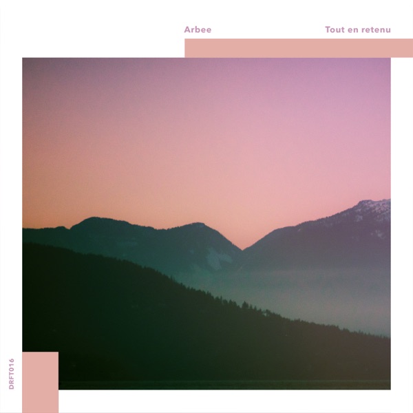 Tout en retenu - Single