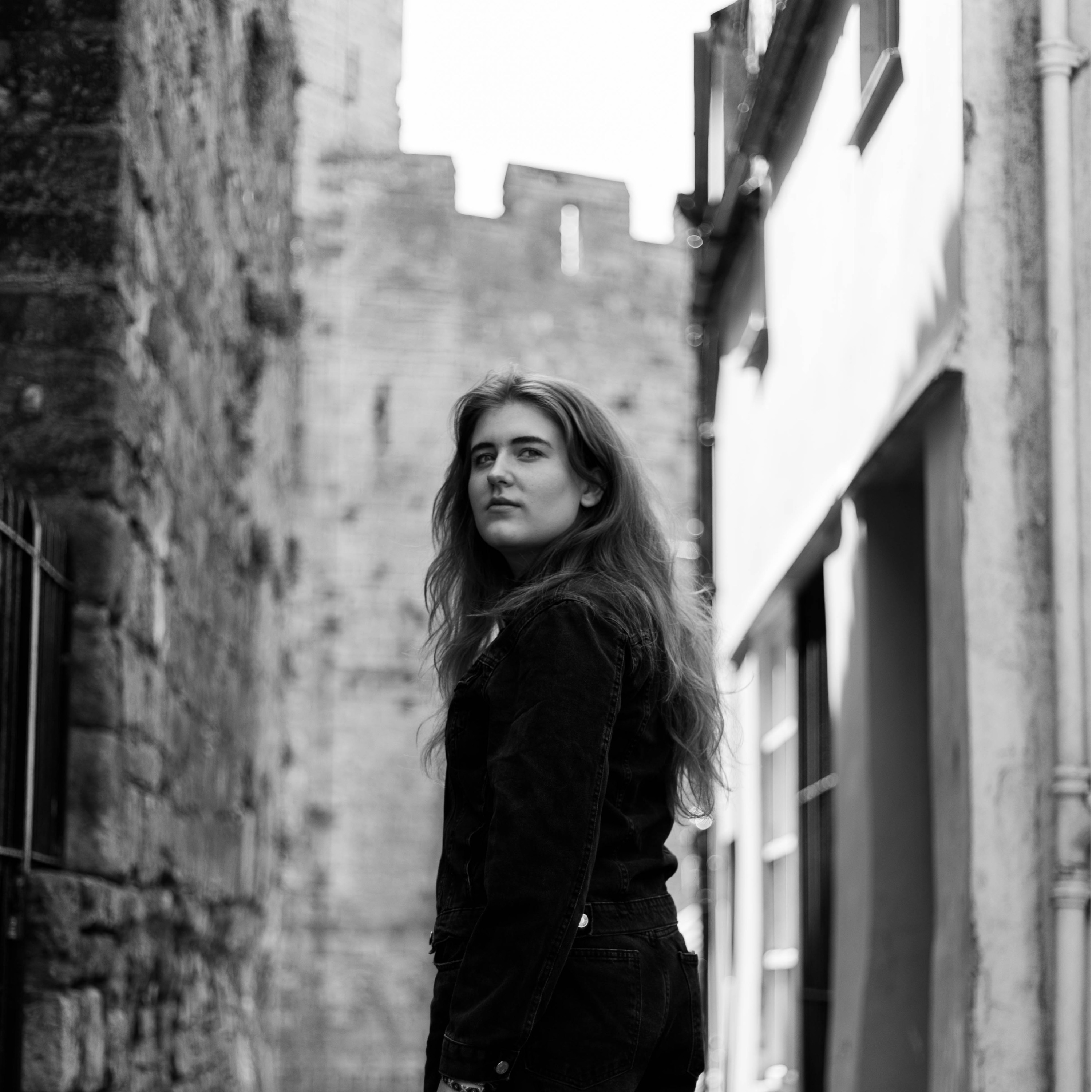 Tynnu Fi'n Ôl - Single