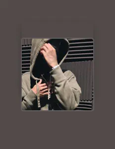 Hör dir DT ARCHIVE an, schau dir Musikvideos an, lies die Biografie, finde Tourdaten und mehr!