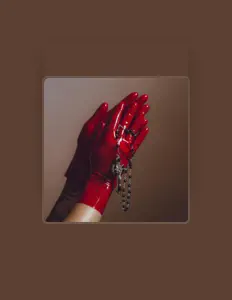 tess iconicを聴いたり、ミュージックビデオを鑑賞したり、経歴やツアー日程などを確認したりしましょう！