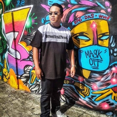 Pekeng Kaibigan (feat. MikeCocha & Haydie) - Single