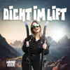 Dicht Im Lift